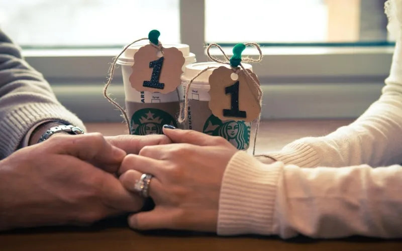 Kỷ niệm ngày cưới nên làm gì? Làm gì cho kỷ niệm 1 năm, 10 năm, 15 năm ngày cưới ý nghĩa nhất