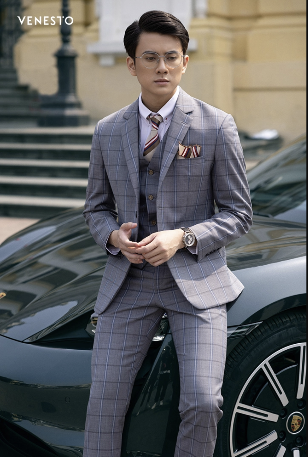 vest-cuoi-hoa-tiet-ke-caro-xu-huong