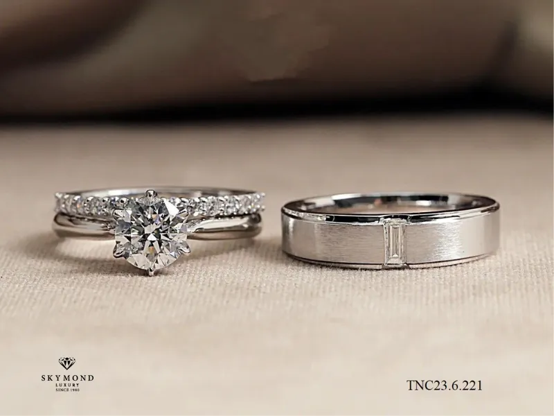 VÀNG TRẮNG HAY BẠCH KIM? CHẤT LIỆU PHÙ HỢP NHẤT ĐỂ TÔN VINH NHẪN CƯỚI KIM CƯƠNG VÀNG TRẮNG