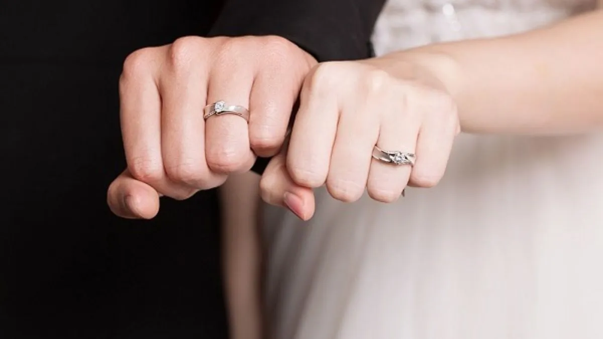 Sao Việt chọn nhẫn cưới đầu xuân để khẳng định chủ quyền