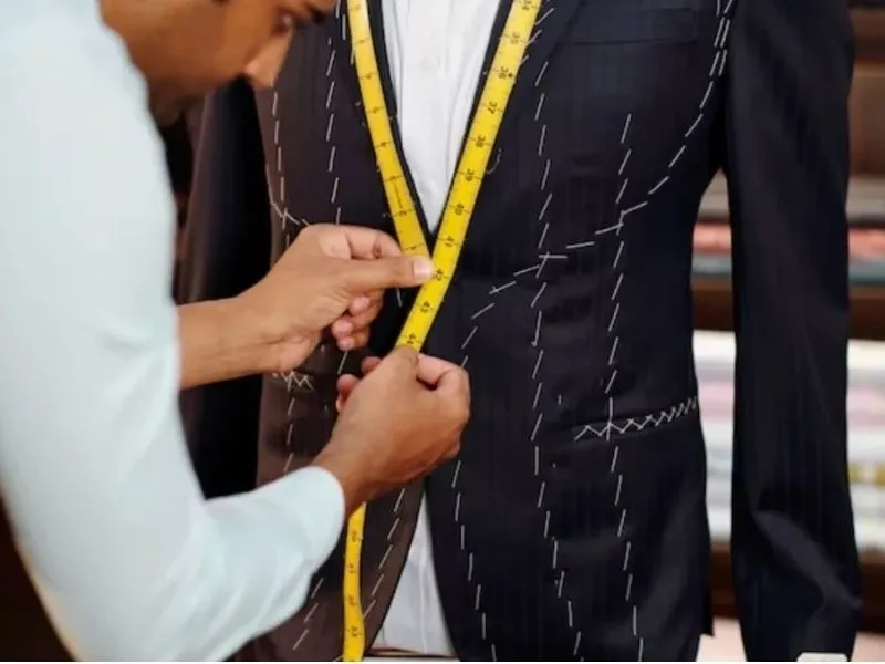 Nên Thuê Hay May Vest Cưới? So Sánh Chi Phí, Chất Lượng Và Trải Nghiệm Thực Tế
