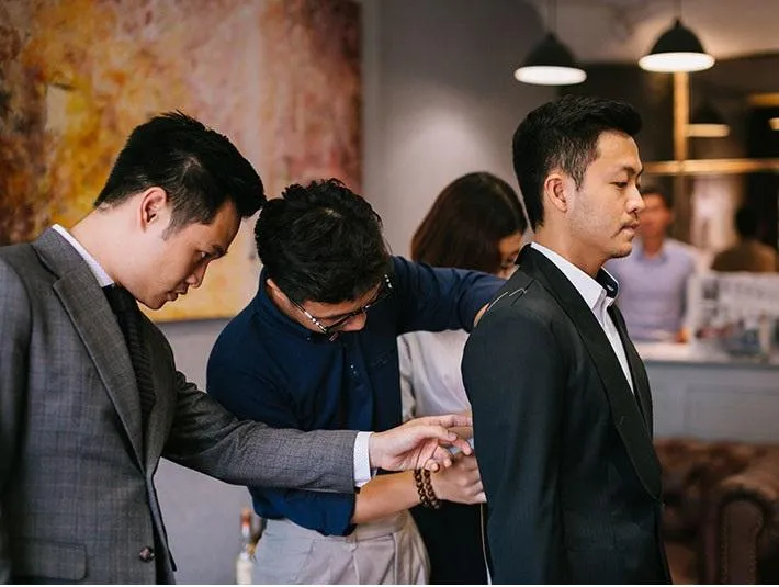 may vest cưới nam